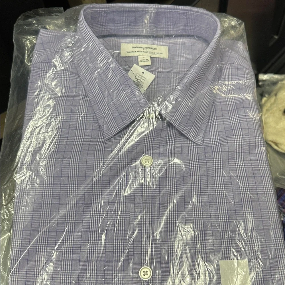 Banana Republic wrinkle resistant